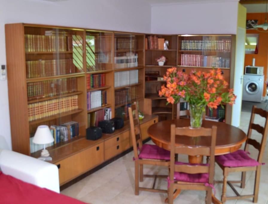 L'Abbesse Villa Scorbe-Clairvaux Luaran gambar